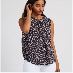 ⭐️3️⃣ for $20 ⭐️ Uniqlo Floral sleeveless top size small